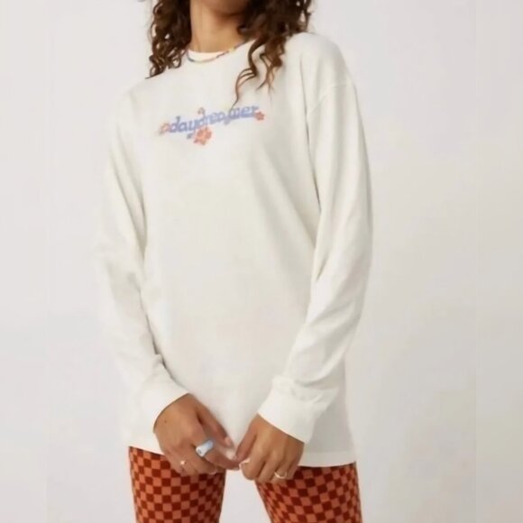 Nwt Daydreamer - L Flower Logo Visit Oversized Long Sleeve Tee - Picture 2 of 5